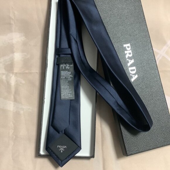 Prada Navy Blue Men's Tie - Picture 4 of 6